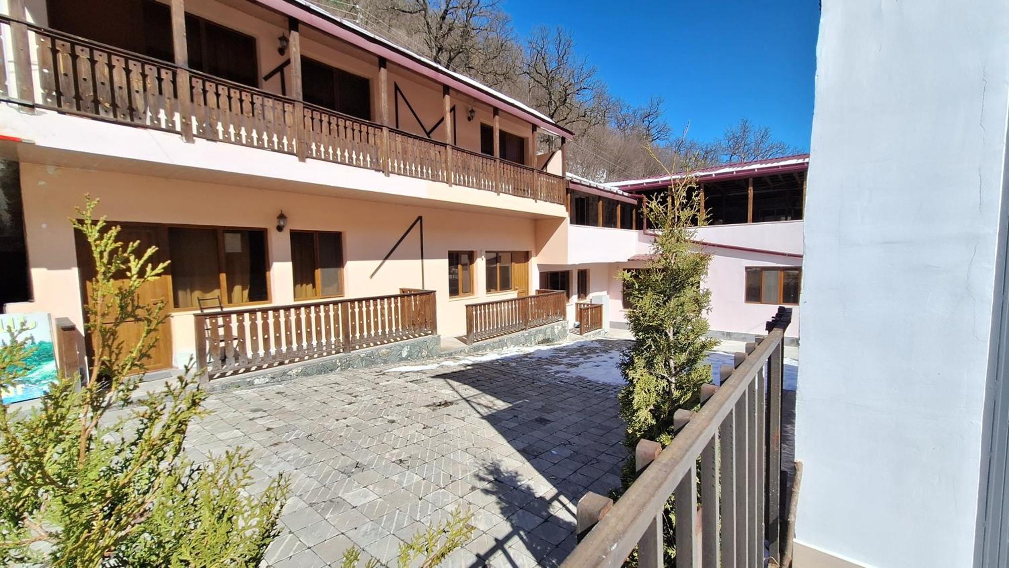 Tigris Dilijan Hotel Exterior foto